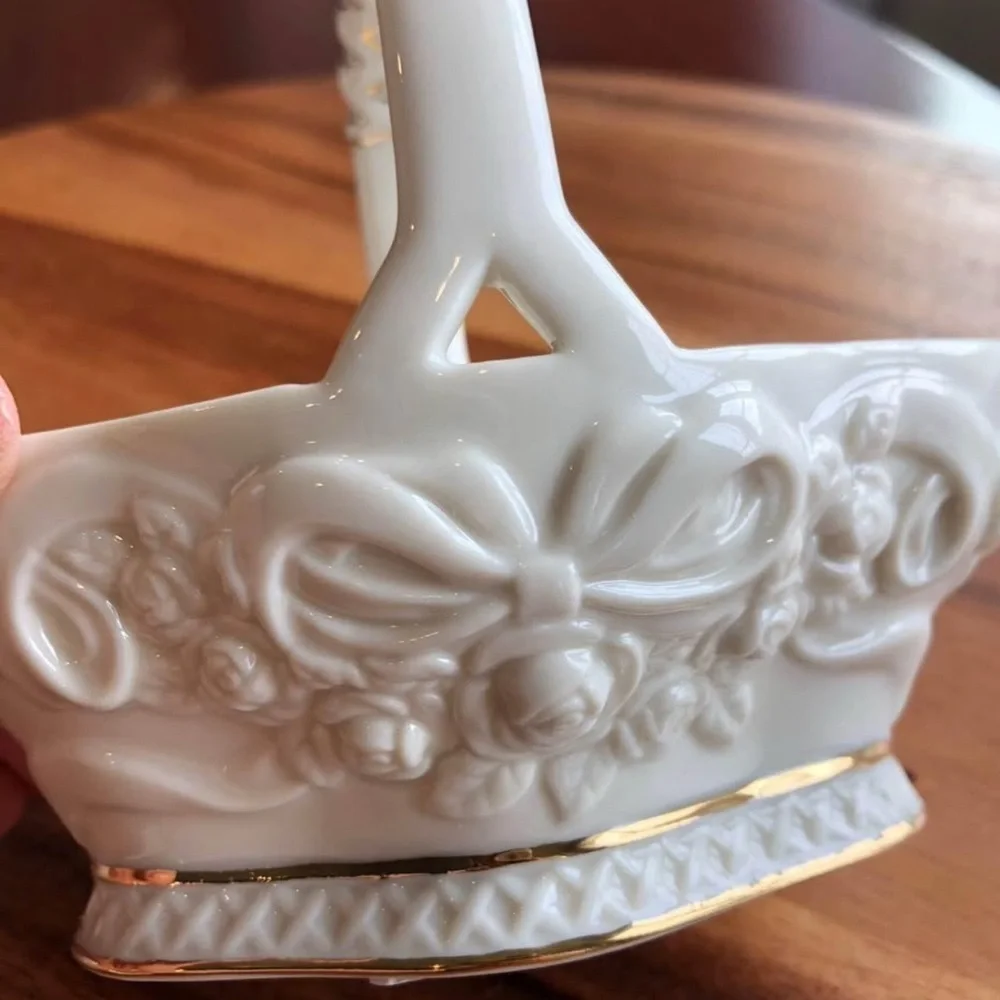 Lenox Basket With Bows Fine China 24K Gold Trim,Easter,Candy Dish,Nut Bowl,gift